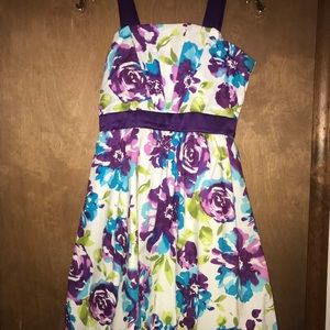 Girls dress